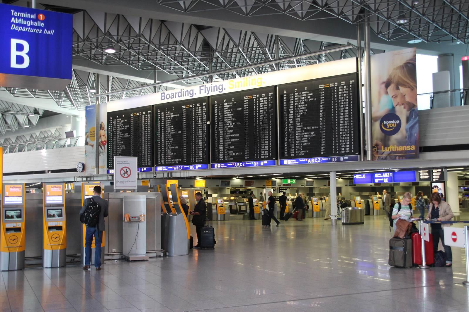 Flughafen Frankfurt online Reisebüro