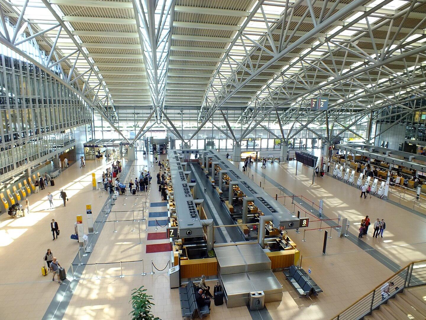 Flughafen Hamburg online Reisebüro